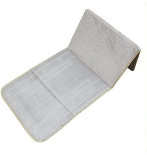 Foldable prayer mat