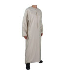 Men’s Emirati Thobe Long Sleeve Cotton Jubba Arab Dress Size 54–60 - Image 4